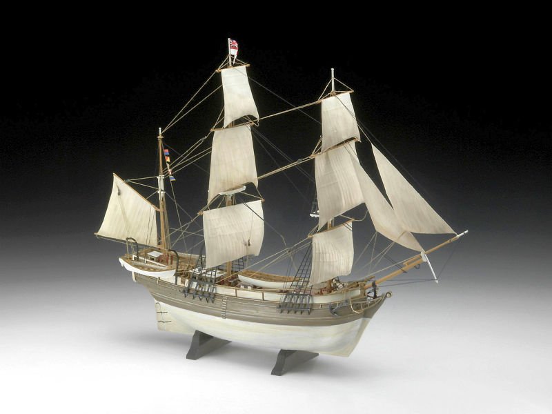 H.M.S. Beagle · Revell · 05458 · 196