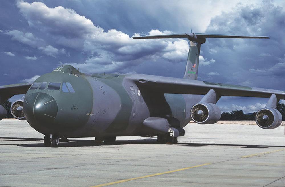 Lockheed günstig Kaufen-Lockheed C-141B Starlifter. Lockheed C-141B Starlifter <![CDATA[Roden / 331 / 1:144]]>. 