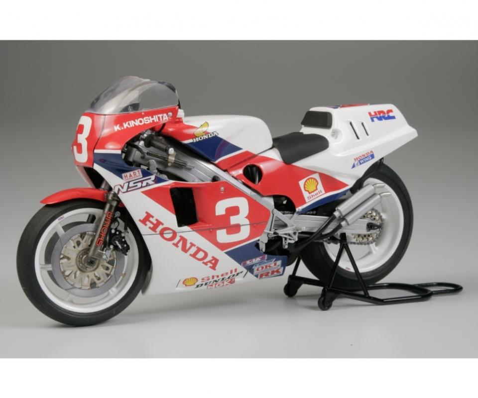 00 09  günstig Kaufen-Honda NSR 500 Werksteam/Farbe. Honda NSR 500 Werksteam/Farbe <![CDATA[Tamiya / 14099 / 1:12]]>. 