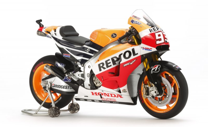 Repsol günstig Kaufen-Repsol Honda RC213V ´14. Repsol Honda RC213V ´14 <![CDATA[Tamiya / 14130 / 1:12]]>. 