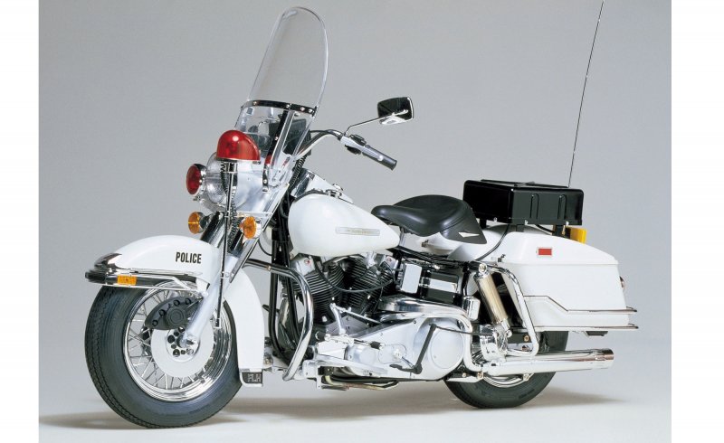 Harley-Davidson Police Bike · Tamiya · 16038 · 1:6