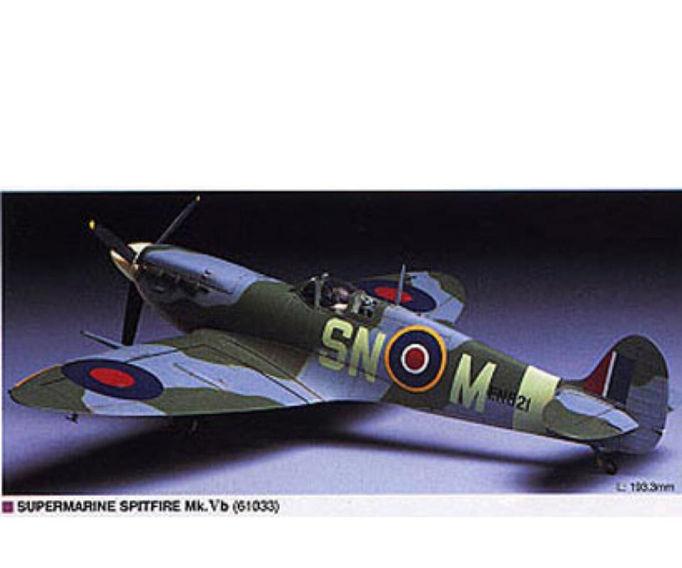 4950344995882 - Supermarine Spitfire MK Vb 4950344995882 - Supermarine Spitfire MK Vb