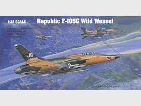 22 32 günstig Kaufen-Republic F-105 G Wild Weasel. Republic F-105 G Wild Weasel <![CDATA[Trumpeter / 02202 / 1:32]]>. 