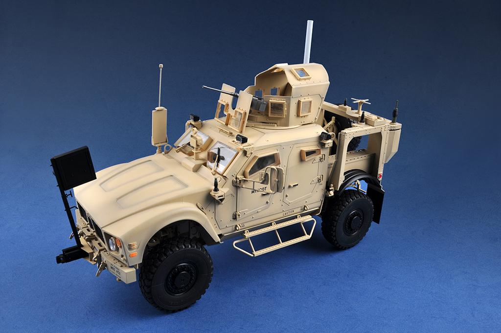 TE 240 günstig Kaufen-US M1240 M-ATV MRAP. US M1240 M-ATV MRAP <![CDATA[Trumpeter / 07413 / 1:72]]>. 